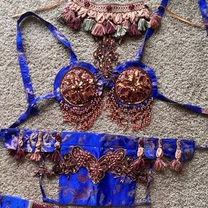 Beautiful festival set!